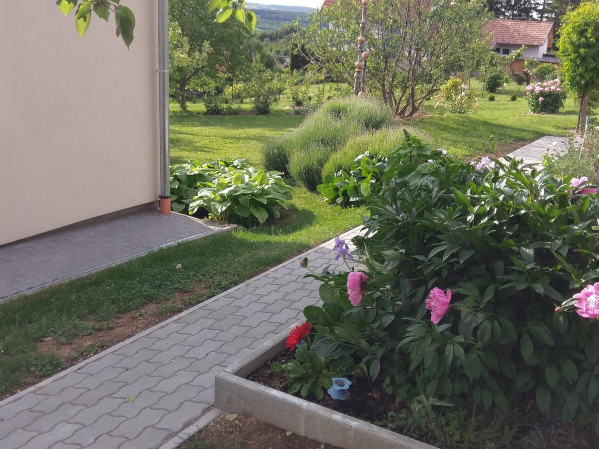 Gyoengy Apartman Keszthely Exterior photo